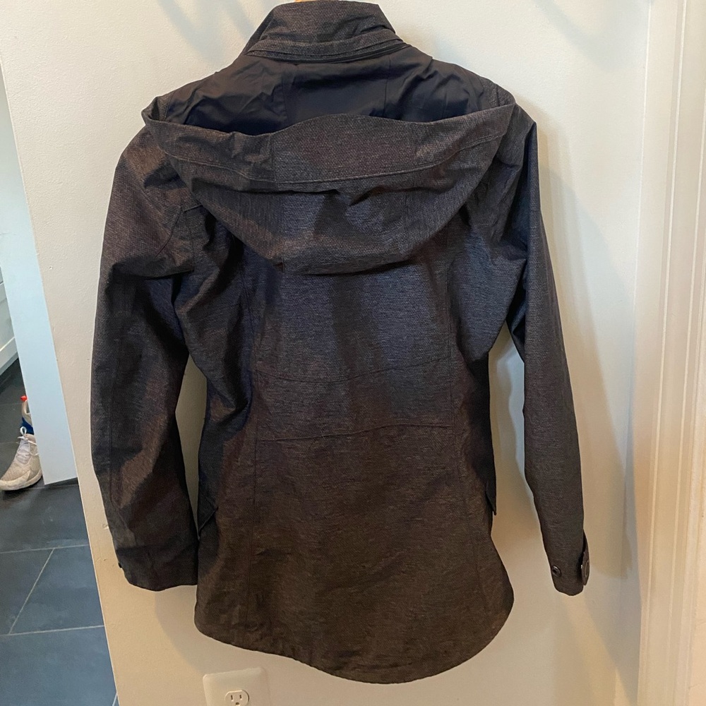 REI E1 Rain Jacket size S - Picture 10 of 17